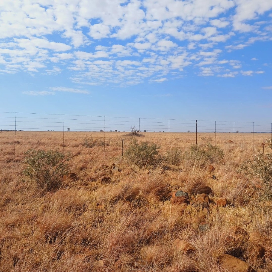  Bedroom Property for Sale in Bloemhof Rural North West